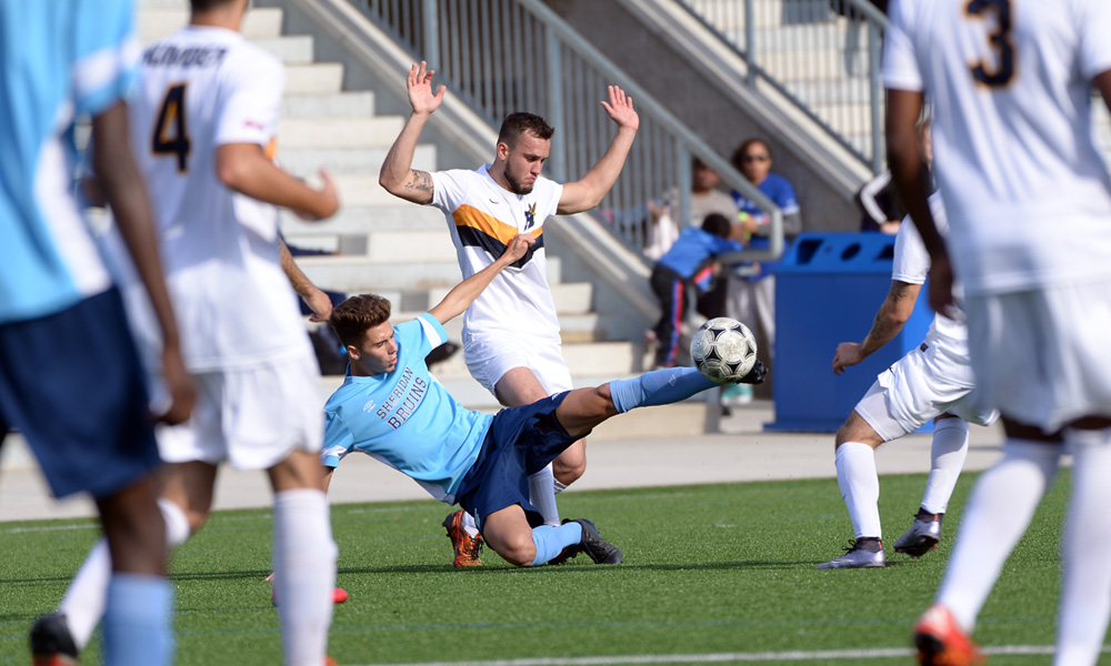 Men's soccer suffer defeat to Humber in final home game