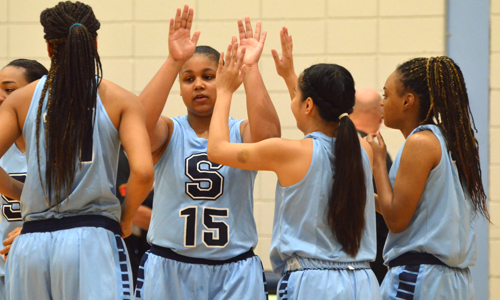 Women's basketball split with Lambton, St. Clair