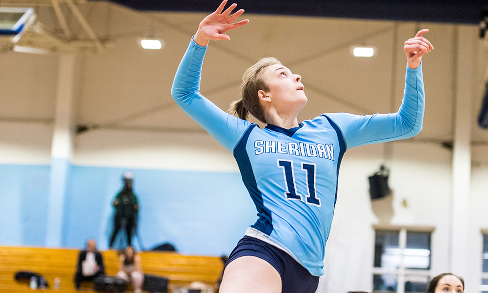 Women's volleyball falls to Mohawk in home finale